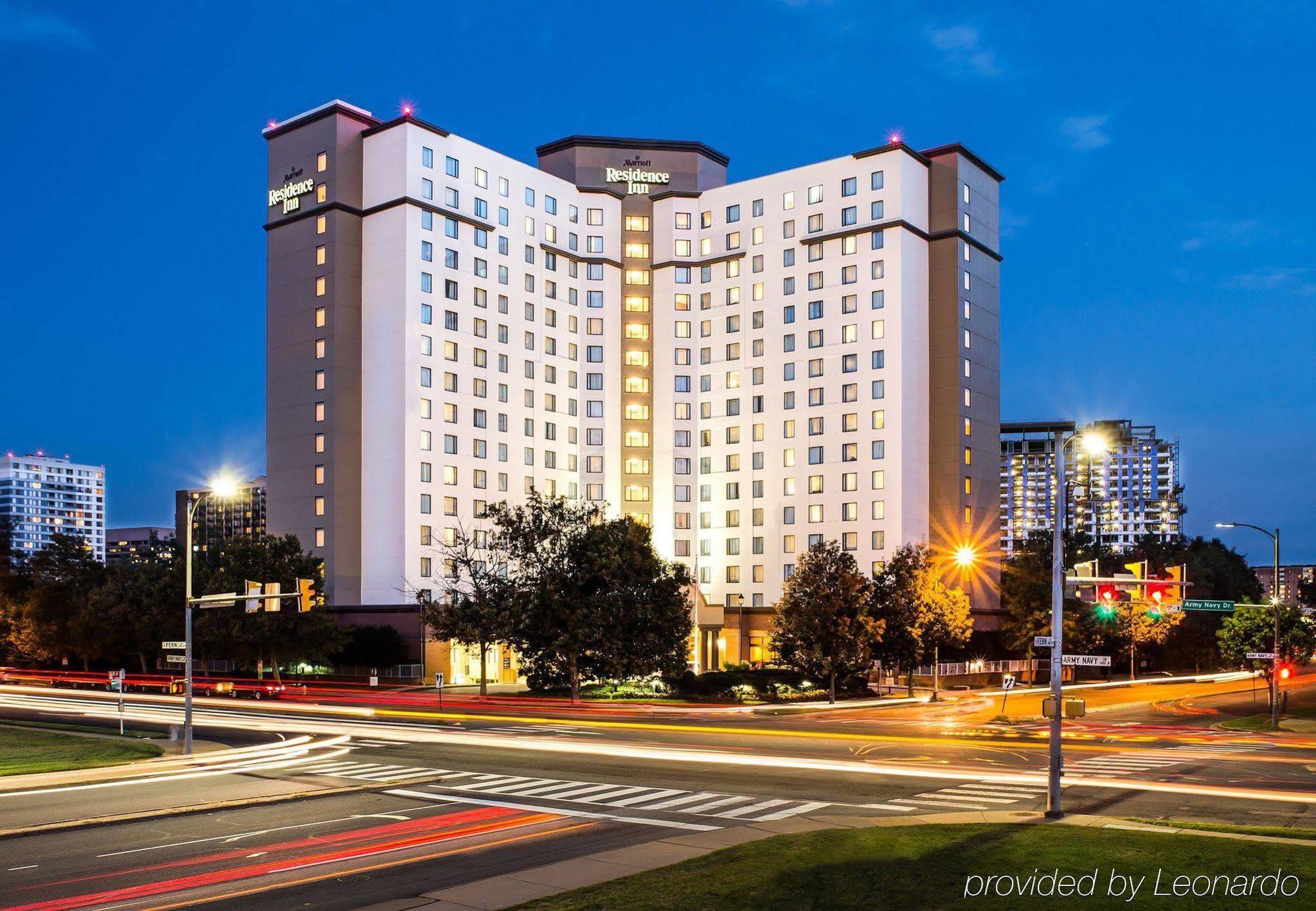 Residence Inn Arlington Pentagon City Exterior foto